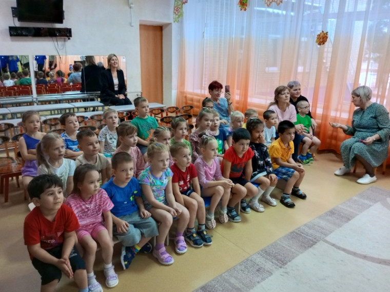 ДЮП в гостях у детишек Детского сада № 157 «Тополек».